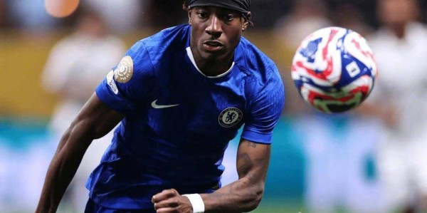 马杜埃克动情告别切尔西，5200万英镑转投阿森纳引争议