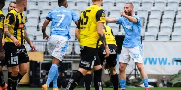 欧冠爆冷夜！马尔默主场硬撼里加青训