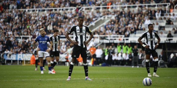 利物浦锋线大洗牌：努涅斯离队在即，伊萨克转会前景如何？