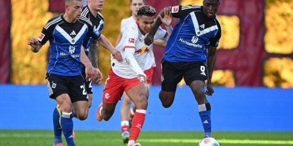 2-1，鲍姆加特纳双响炮，率队6轮不败逼近德甲榜首，仅差拜仁2分